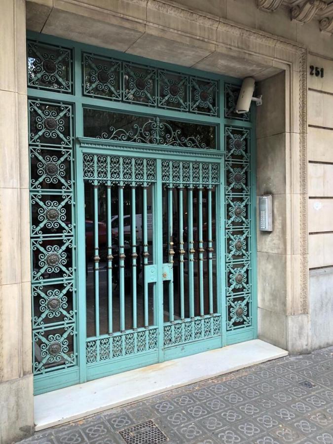 Somnio Hostels Barcelona Luaran gambar