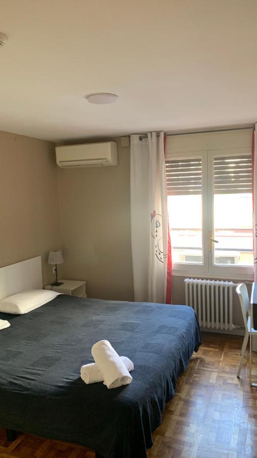 Somnio Hostels Barcelona Luaran gambar