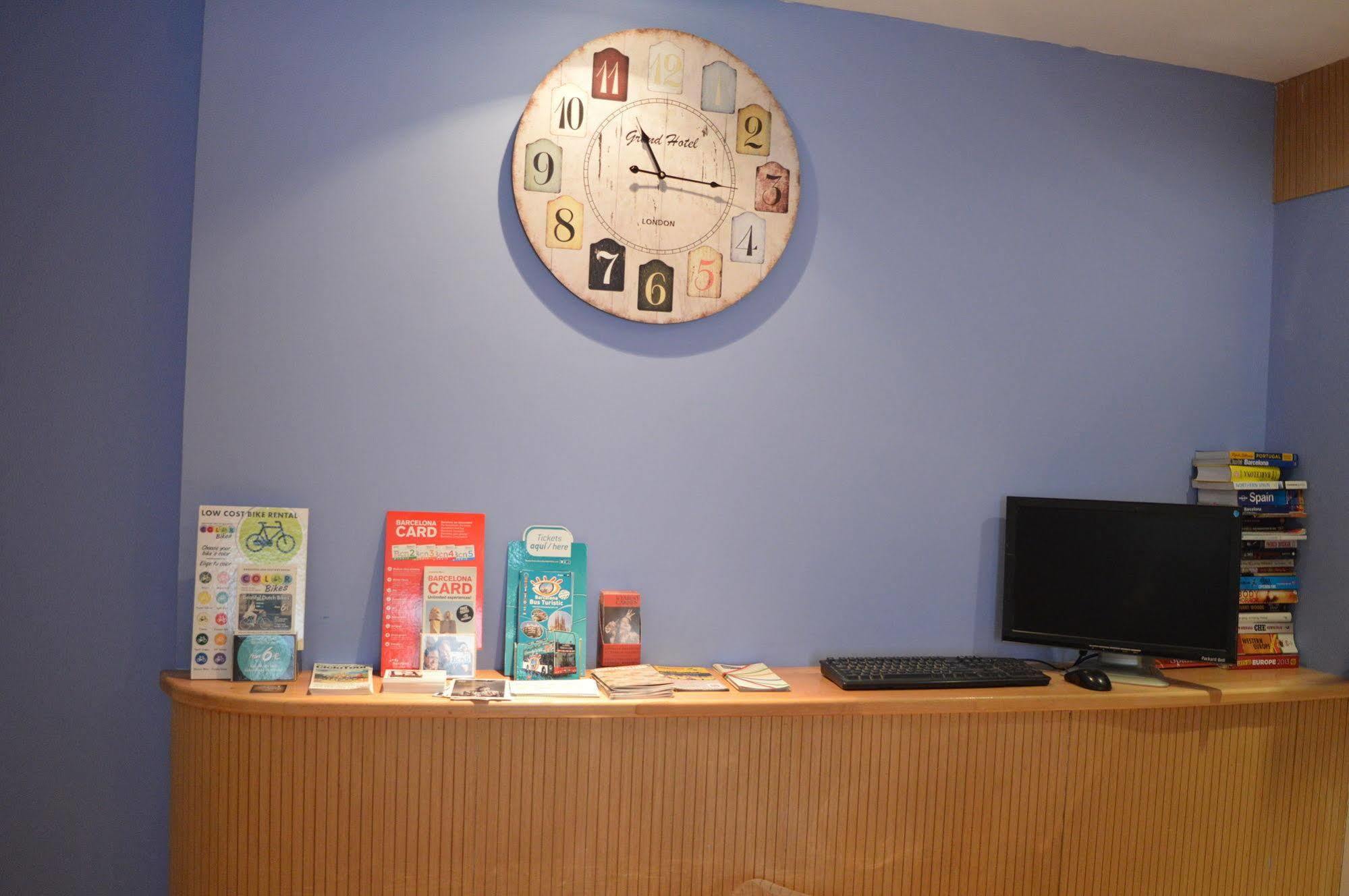Somnio Hostels Barcelona Luaran gambar