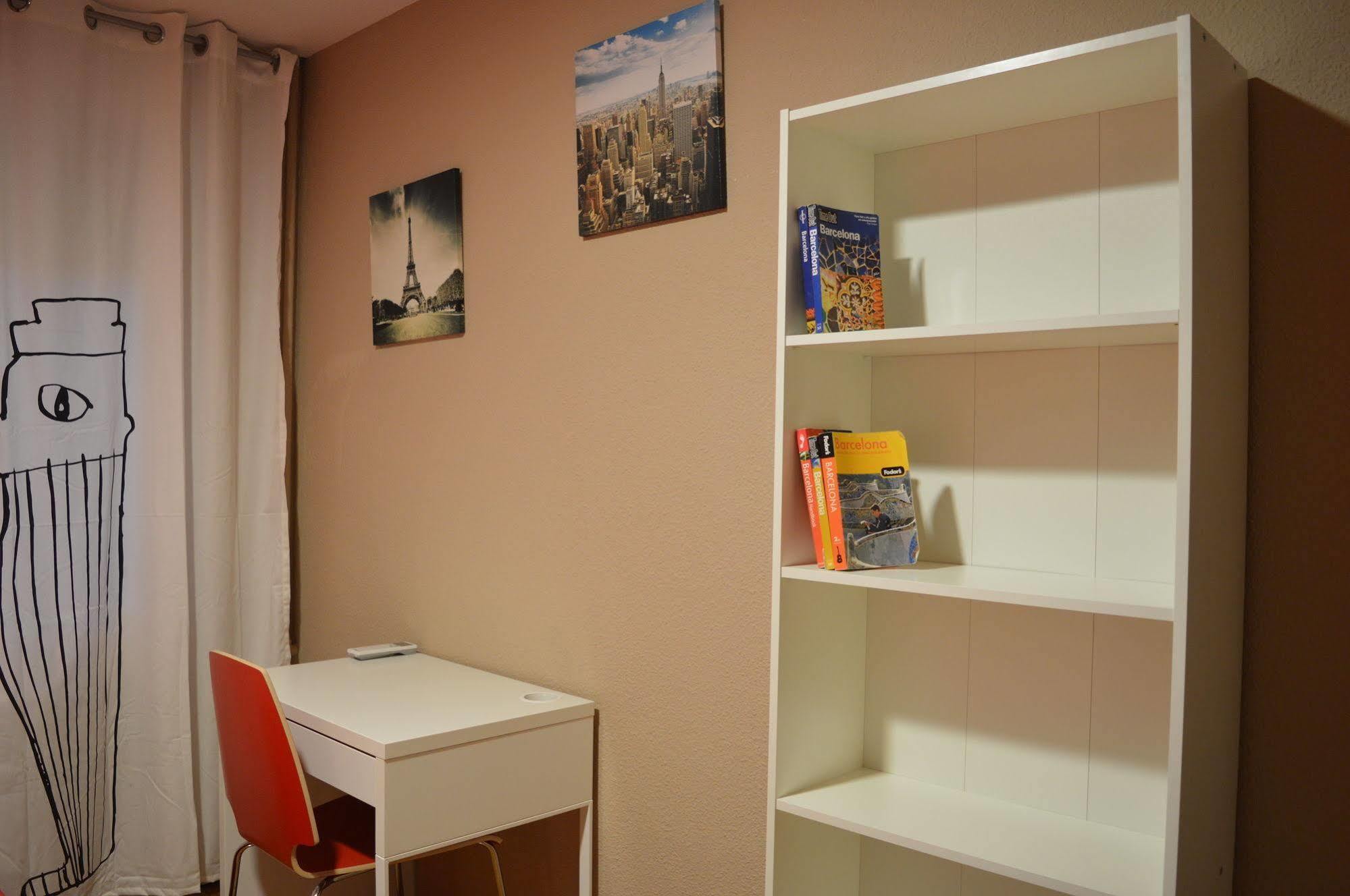 Somnio Hostels Barcelona Luaran gambar